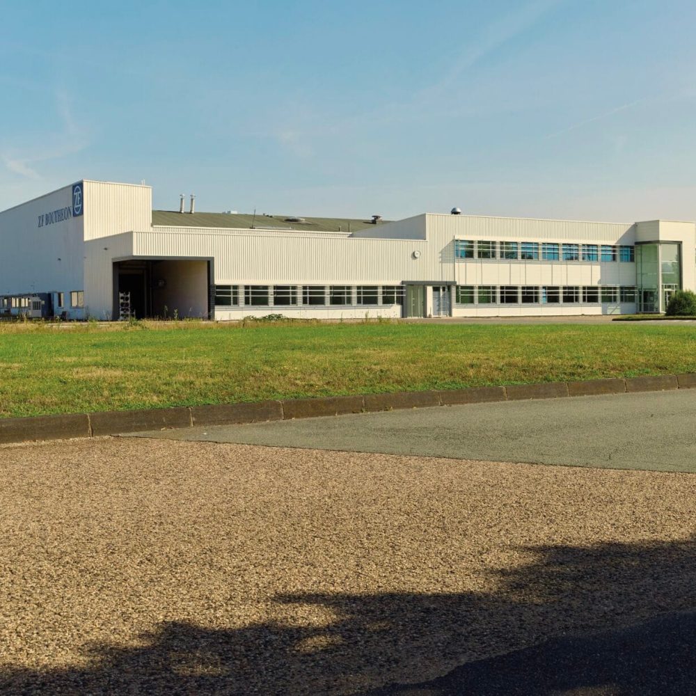 Rénovation de l’usine ZF à Andrézieux-Bouthéon, Loire (42)
